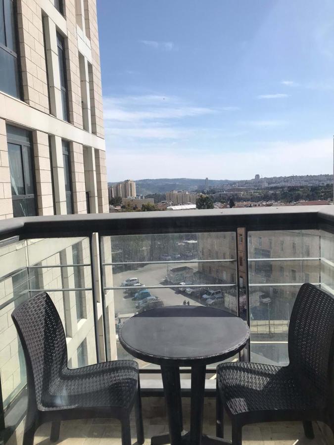 Modern Flat On Best Location In Town Yerusalem Bagian luar foto